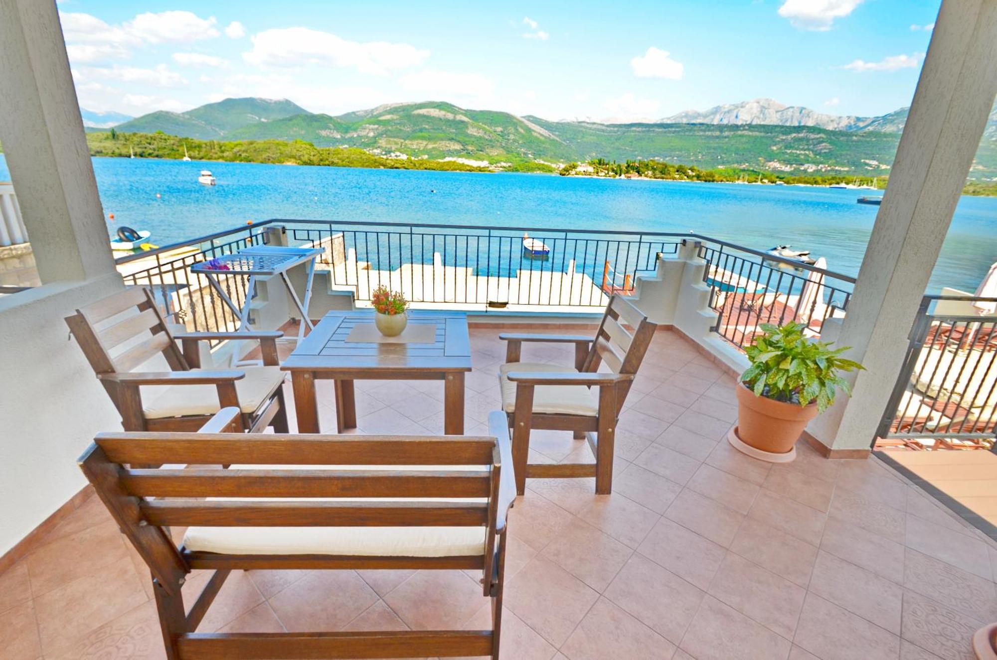 Dubravcevic Residence Tivat Luaran gambar